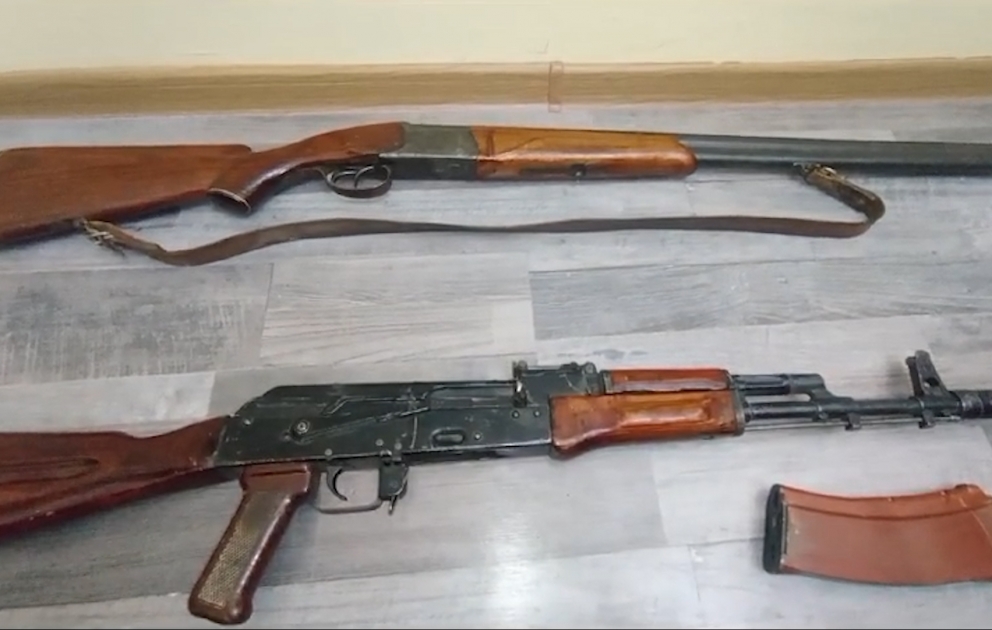 Şirvanda avtomat silahı, daraq və patronlar aşkarlanıb VİDEO