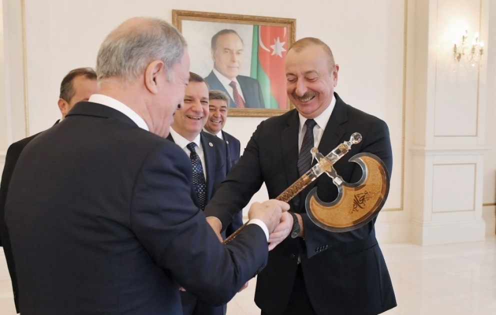 Präsident Ilham Aliyev empfängt türkische Delegation AKTUALISIERT VIDEO