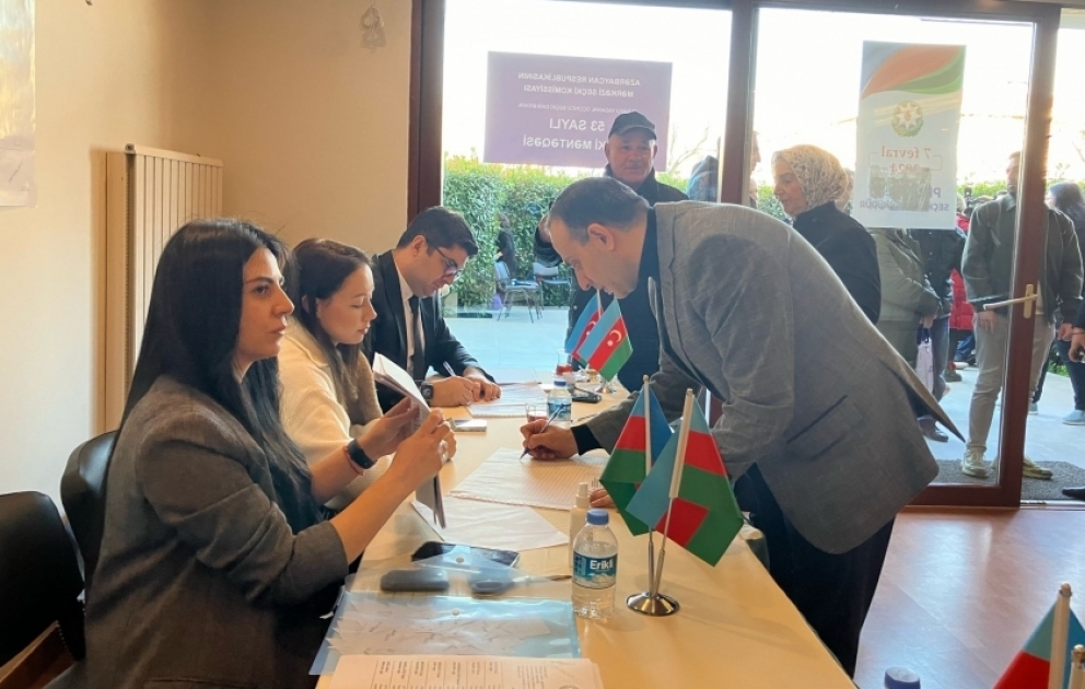 Türkiyədəki həmvətənlərimizin seçkilərə yüksək marağı müşahidə olunur VİDEO