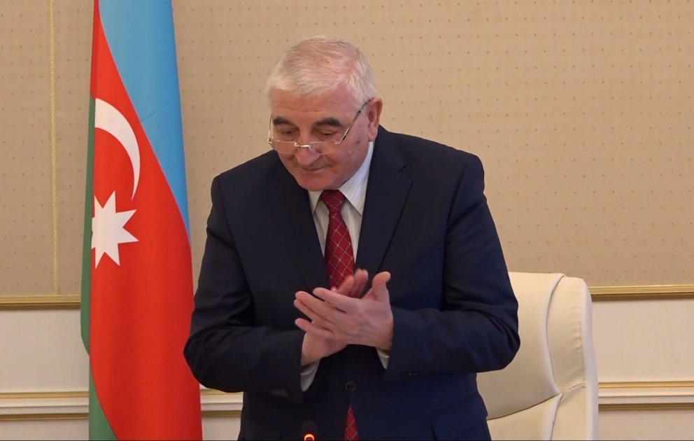 Präsident Ilham Aliyev gewinnt Wahl mit 92,12 Prozent der Stimmen VIDEO