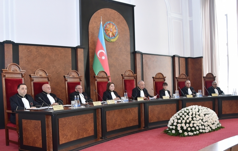La Cour constitutionnelle confirme les résultats de l'élection présidentielle en République d’Azerbaïdjan VIDEO