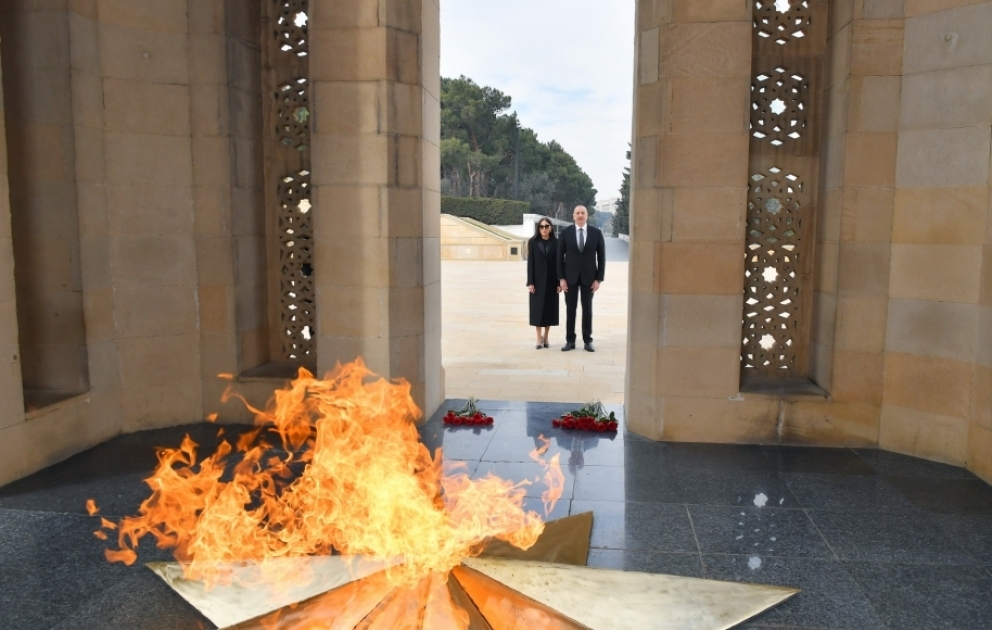 President Ilham Aliyev paid tribute to Azerbaijani martyrs VIDEO