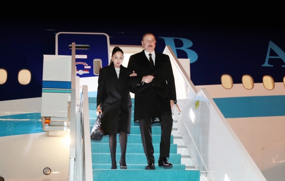 Präsident Ilham Aliyev ist zu Staatsbesuch in der Türkei eingetroffen VIDEO