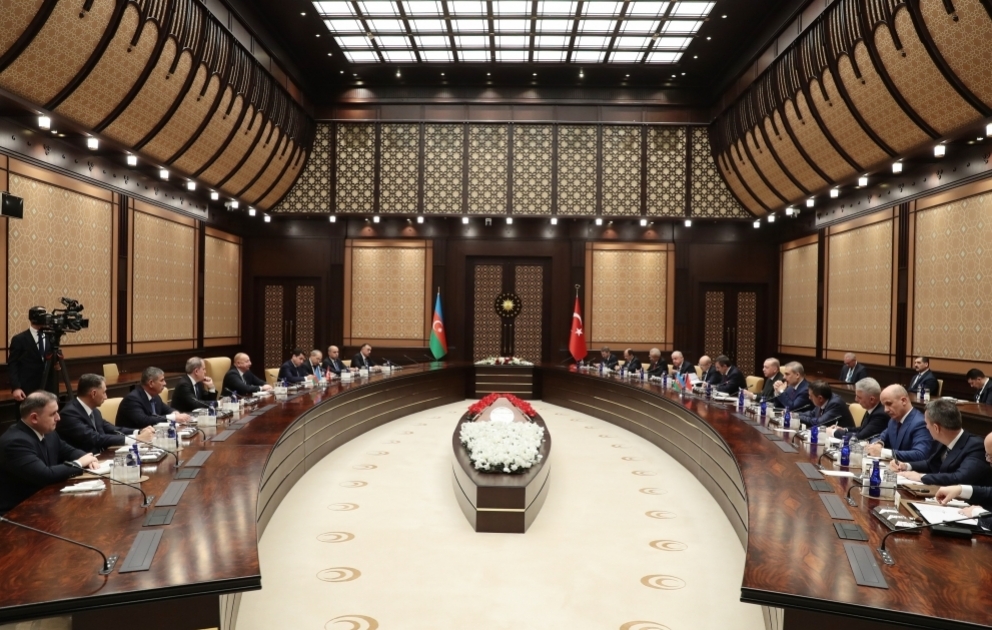 Azərbaycan Prezidenti İlham Əliyevin və Türkiyə Prezidenti Rəcəb Tayyib Ərdoğanın geniş tərkibdə görüşü olub  YENİLƏNİB -2 VİDEO