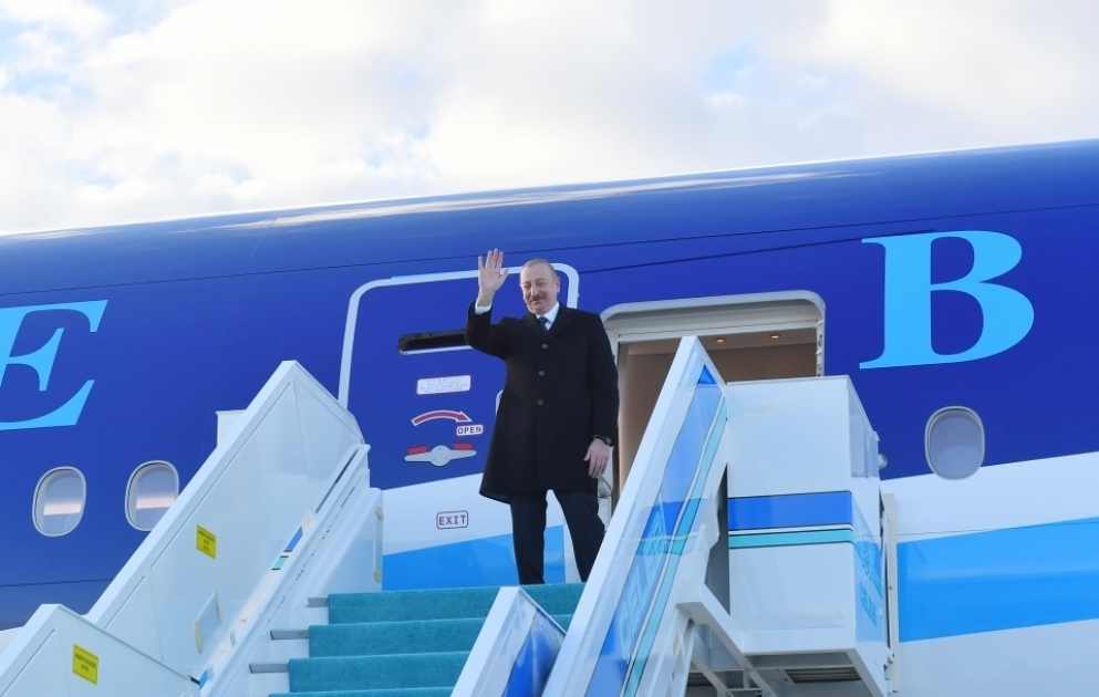 Präsident Ilham Aliyev beendet seinen Staatsbesuch in der Türkei VIDEO