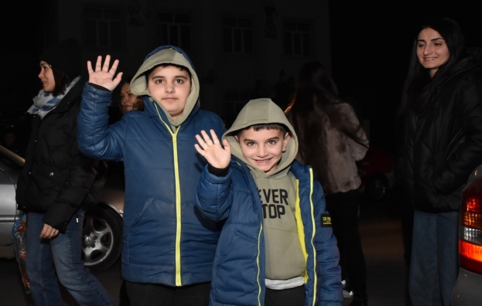 Laçın şəhərinə növbəti köç karvanı yola düşüb VİDEO