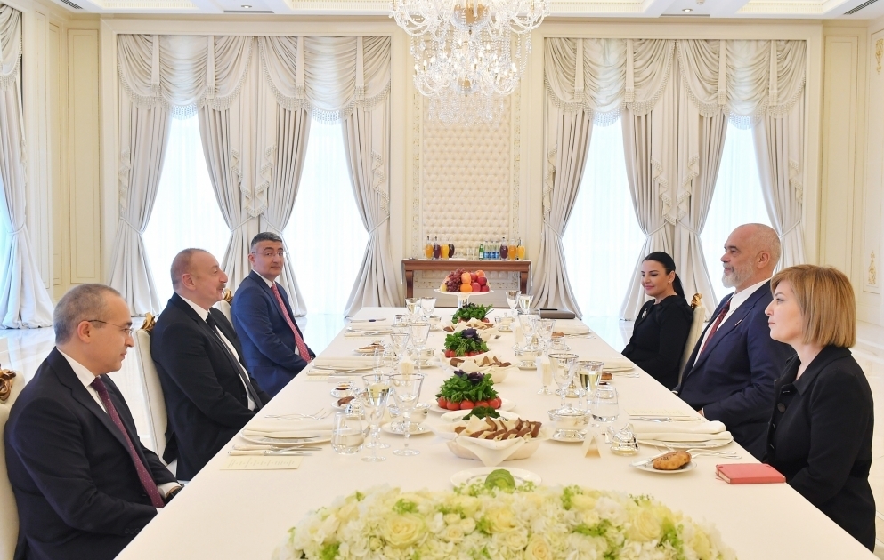 President Ilham Aliyev had expanded meeting with Prime Minister of Albania VIDEO
