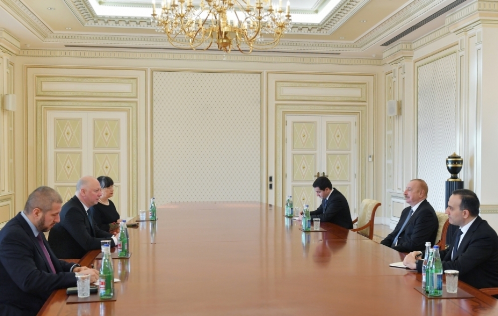 Präsident Ilham Aliyev empfängt Vorsitzenden der Nationalversammlung der Republik Bulgarien AKTUALISIERT VIDEO