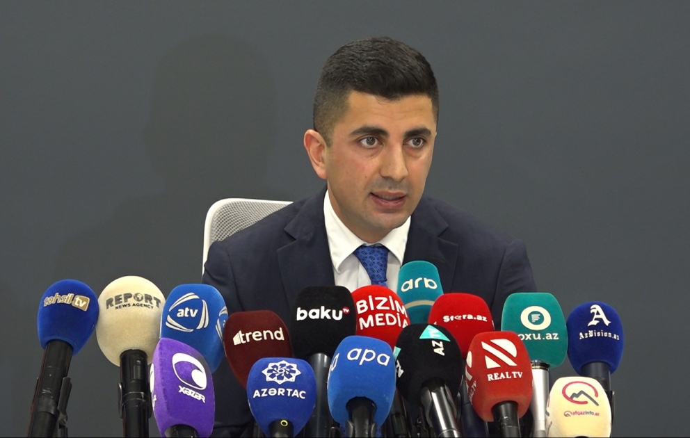 Eşqi Bağırov: Məktəblərdə baş verən neqativ hallarla bağlı sorğular araşdırılır və müvafiq tədbirlər görüləcək VİDEO