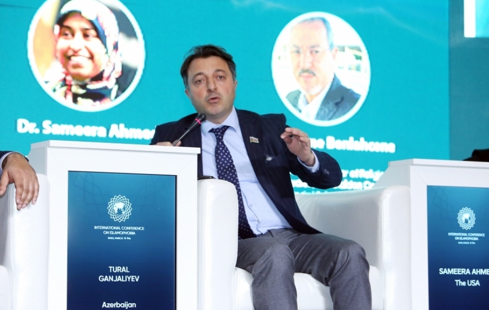 Tural Gəncəliyev: Biz islamofobiya ilə sonadək mübarizə aparacağıq VİDEO