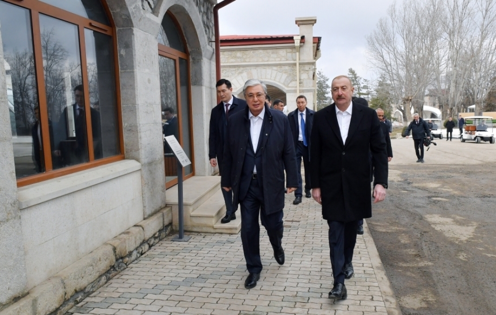 Le président azerbaïdjanais et son homologue kazakh se déplacent à Choucha VIDEO