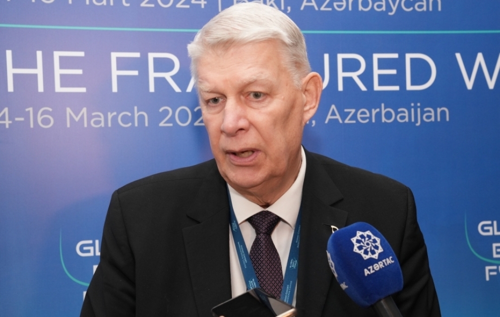Valdis Zatlers: Azərbaycan balanslaşdırılmış xarici siyasət aparır VİDEO
