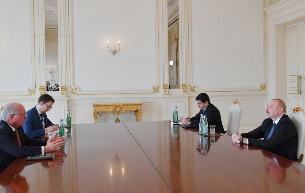 Präsident Ilham Aliyev empfängt Präsidenten des Stiftungsrats der Stiftung Münchner Sicherheitskonferenz  AKTUALISIERT VIDEO