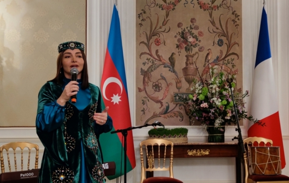 Parisdə səfirliyin Mədəniyyət Mərkəzində Novruz bayramı qeyd edilib VİDEO