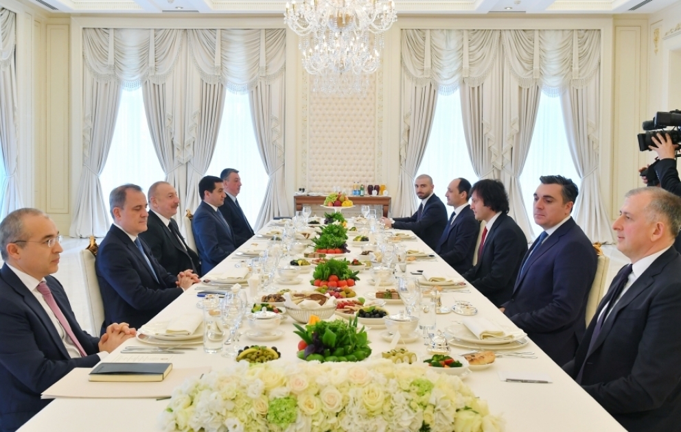 President Ilham Aliyev held expanded meeting with Prime Minister of Georgia Irakli Kobakhidze VIDEO