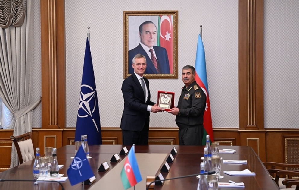 Azerbaijan’s Defense Minister meets with NATO Secretary General VIDEO