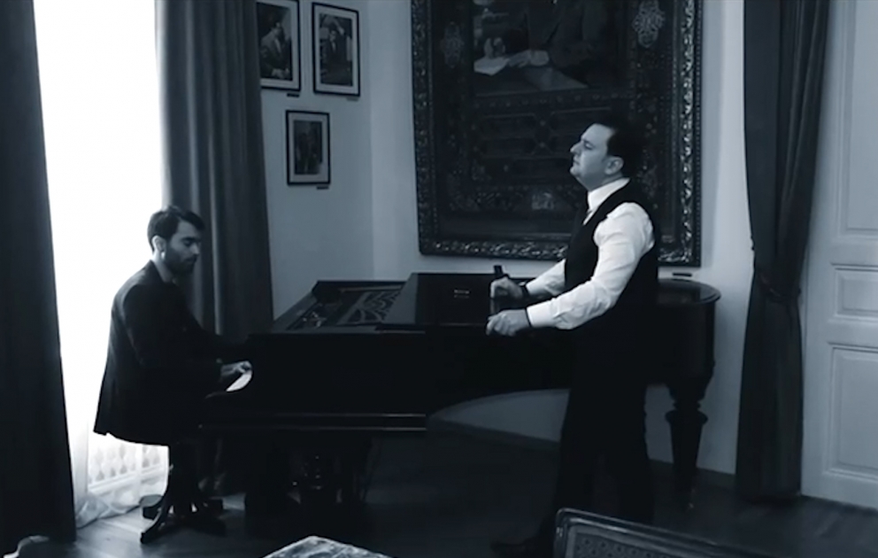 Tanınmış vokal ifaçısı Səməd Vurğunun şeirinə bəstələnmiş musiqiyə klip çəkdirib VİDEO