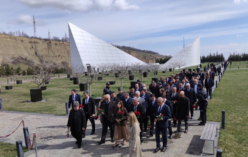 Quba Soyqırımı Memorial Kompleksi ziyarət olunur VİDEO