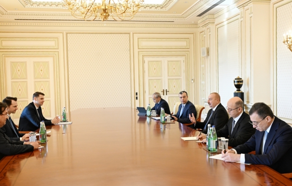 Le président azerbaïdjanais reçoit le ministre roumain de l’Energie MIS A JOUR VIDEO