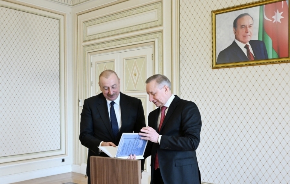 Prezident İlham Əliyev Rusiyanın Sankt-Peterburq şəhərinin qubernatorunu qəbul edib  YENİLƏNİB VİDEO