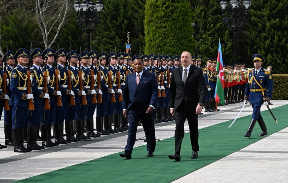 Cérémonie d’accueil officiel du président congolais à Bakou VIDEO