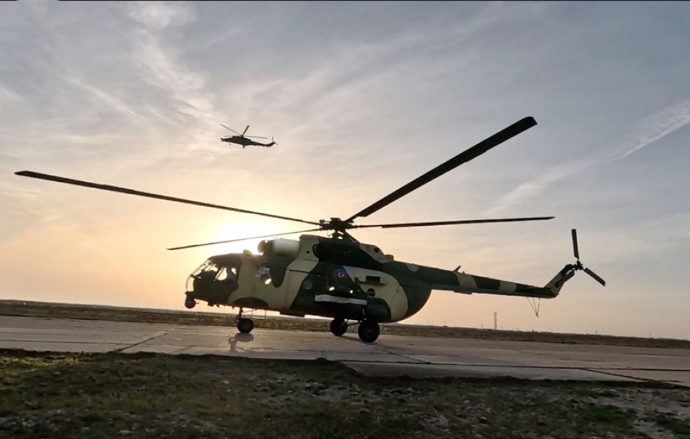 Военные летчики выполнили учебно-тренировочные полеты ВИДЕО