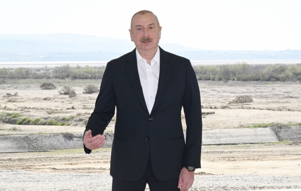 Ilham Aliyev : Parmi les projets d’infrastructure réalisés en Azerbaïdjan ces dernières années, le canal d’irrigation de Chirvan est d’une importance particulière VIDEO