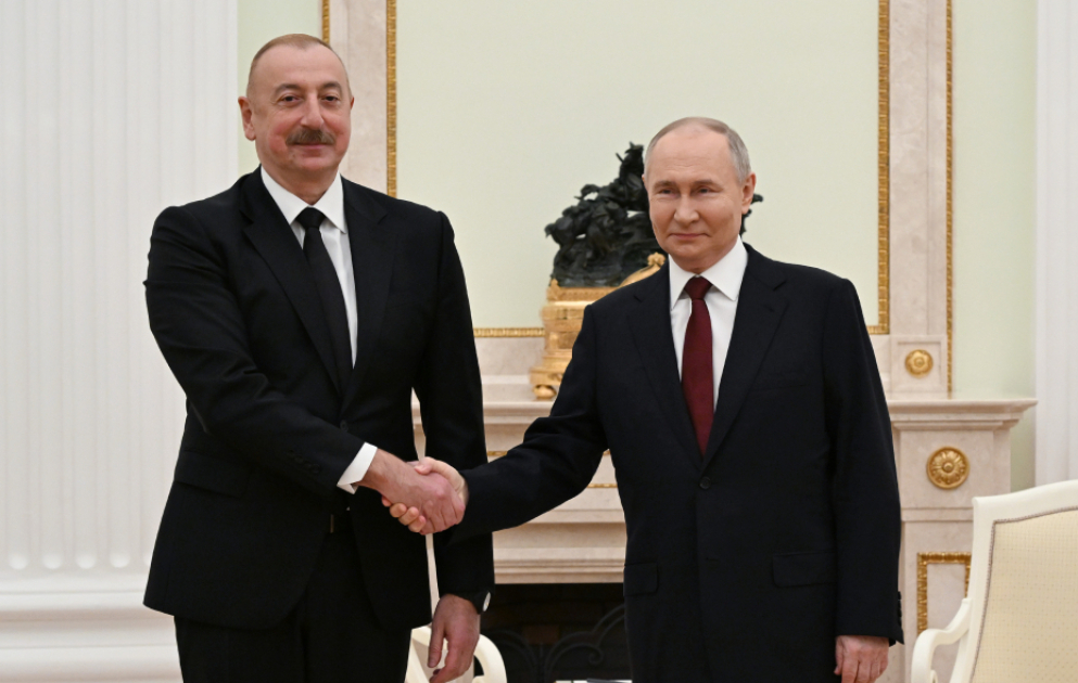 Präsident Ilham Aliyev und Präsident Wladimir Putin treffen sich unter vier Augen in Moskau VIDEO