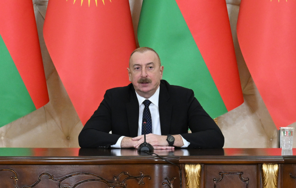 Президент Ильхам Алиев: Визит Президента Кыргызстана в Азербайджан будет способствовать укреплению дружественных и братских отношений между двумя странами  ВИДЕО