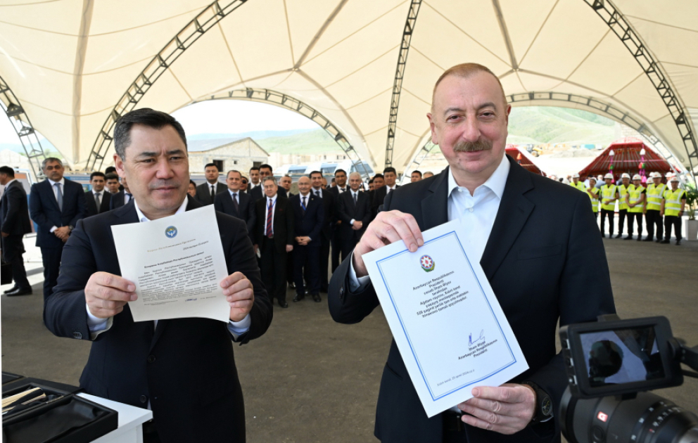 Azərbaycan və Qırğızıstan prezidentləri Ağdamın Xıdırlı kənd tam orta məktəbinin təməlqoyma mərasimində iştirak ediblər  YENİLƏNİB-2 VİDEO