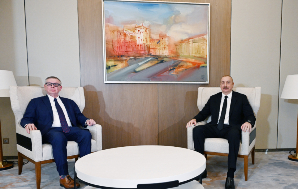 Prezident İlham Əliyev BMT Baş katibinin qanunun aliliyi və təhlükəsizlik təsisatları üzrə köməkçisini qəbul edib  YENİLƏNİB VİDEO