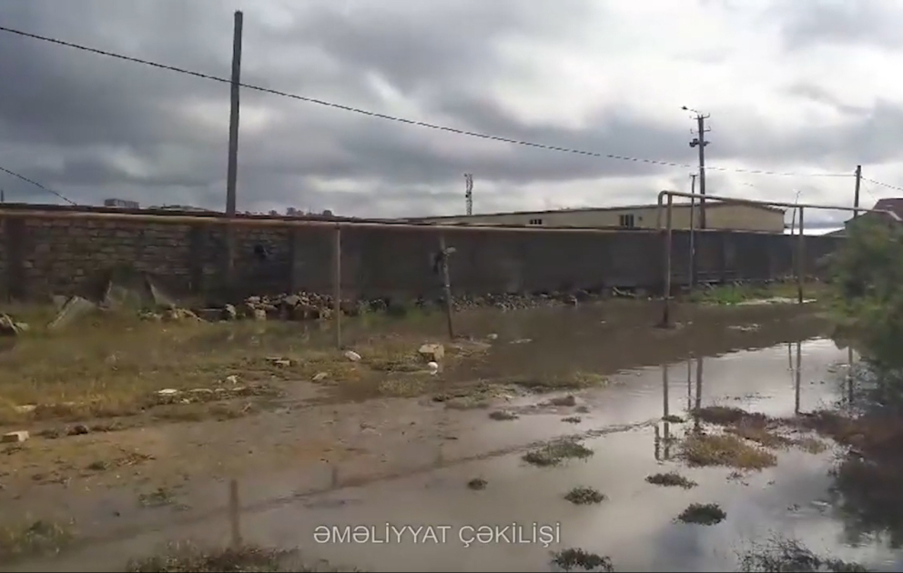 FHN: Subasmaya məruz qalmış fərdi evlərin həyətyanı sahələrində təhlükəsizlik tədbirləri görülüb VİDEO