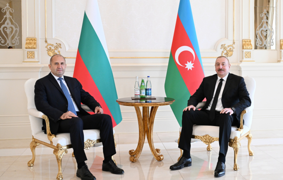 Azerbaijani President Ilham Aliyev held one-on-one meeting with President of Bulgaria Rumen Radev VIDEO