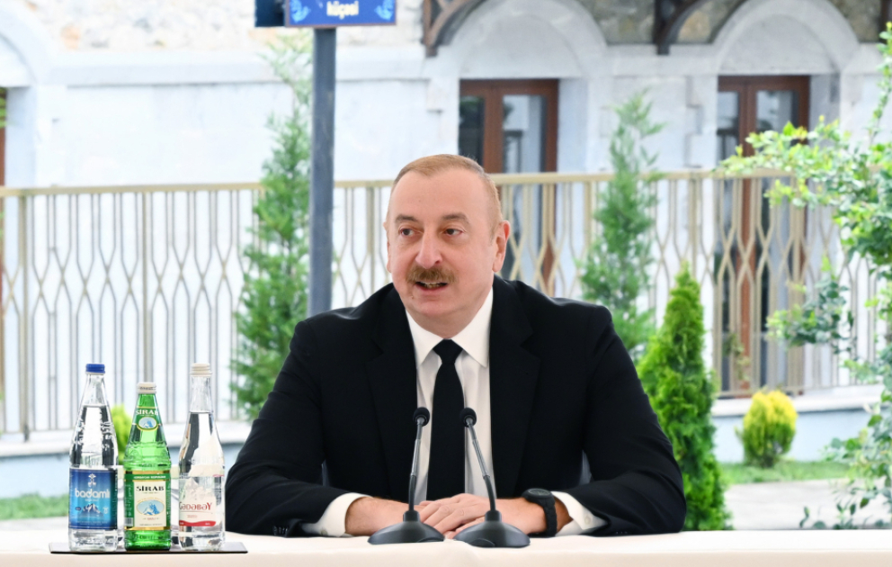Prezident: Qazaxın işğal edilmiş torpaqlarının qaytarılması, delimitasiya, demarkasiyanın şərtlərimiz əsasında aparılması növbəti zəfərimizdir VİDEO