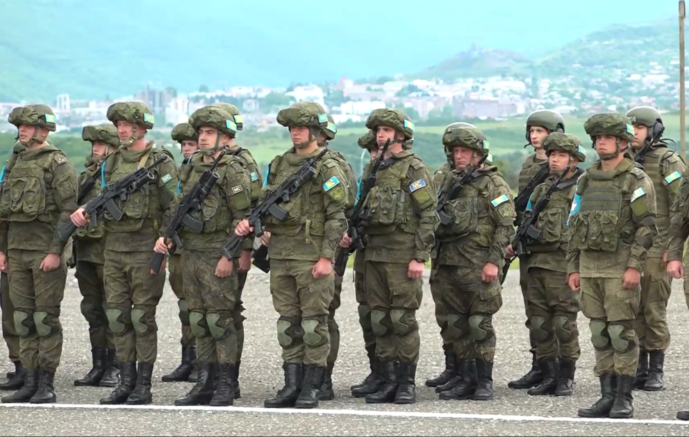 Rusiya Federasiyası sülhməramlı kontingentinin missiyasının başa çatmasına həsr olunmuş təntənəli mərasim keçirilib VİDEO