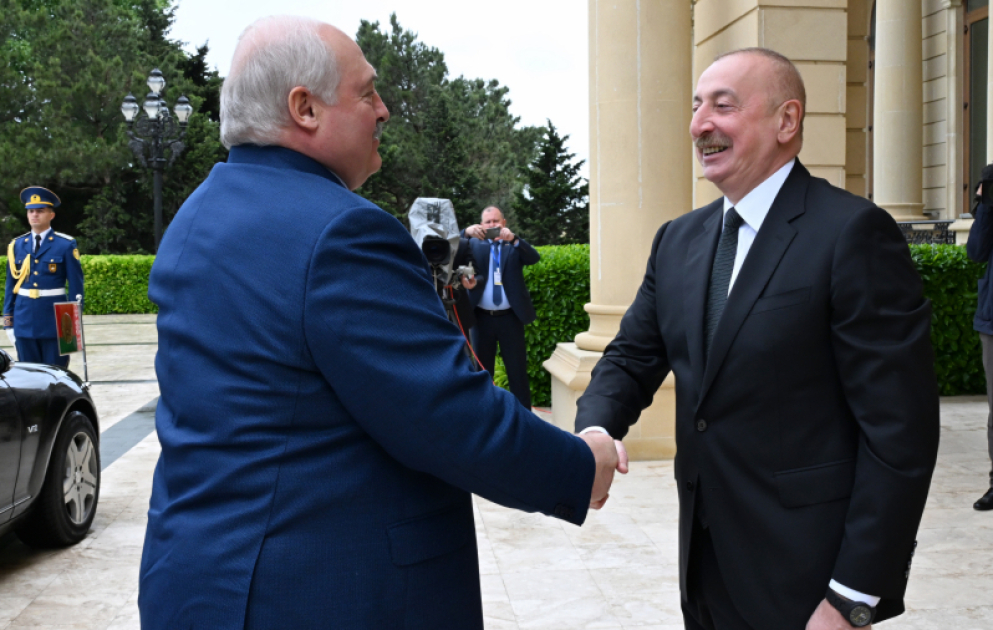 Belarus Prezidenti Aleksandr Lukaşenkonun rəsmi qarşılanma mərasimi olub VİDEO