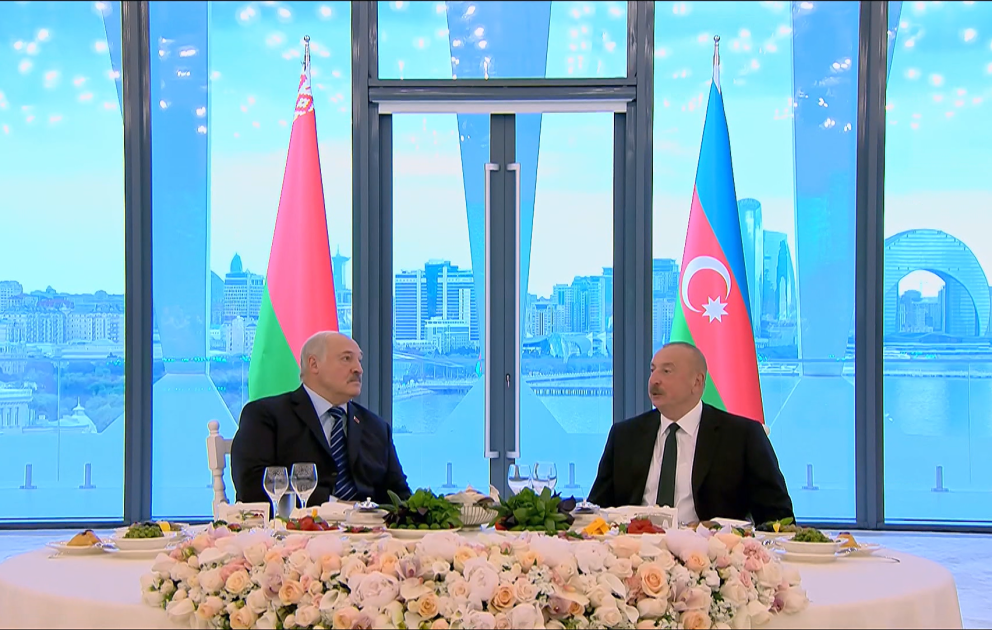 Un banquet d’Etat offert en l’honneur du président biélorusse à Bakou VIDEO