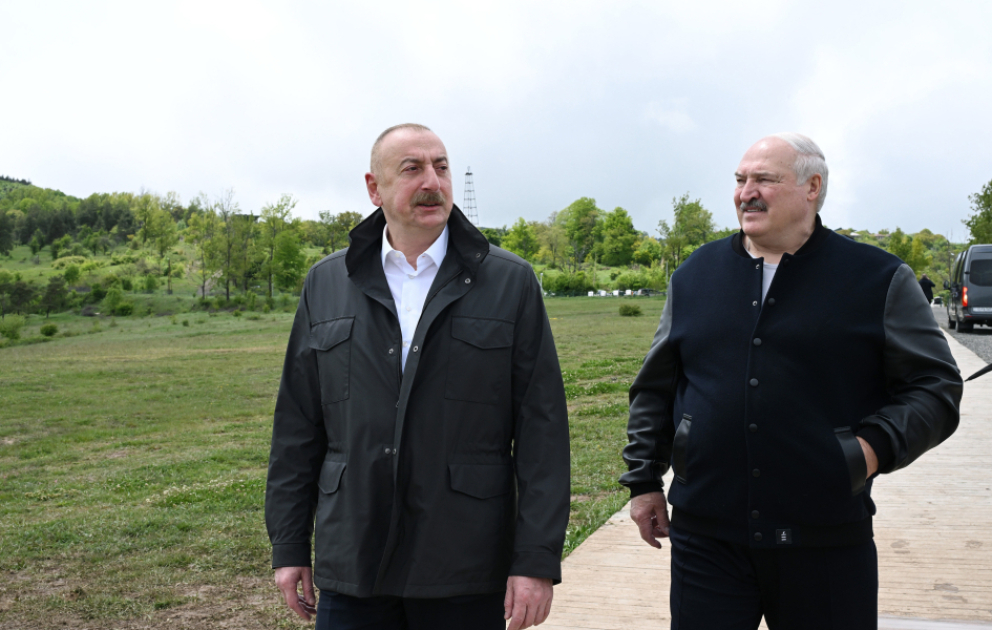 Präsidenten von Aserbaidschan und Belarus besuchen Jidir Duzu in Schuscha VIDEO