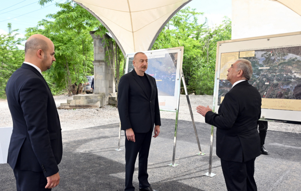 Präsident Ilham Aliyev legt Grundstein für Straßen- und Kommunikationsnetz der Stadt Zangilan  AKTUALISIERT VIDEO