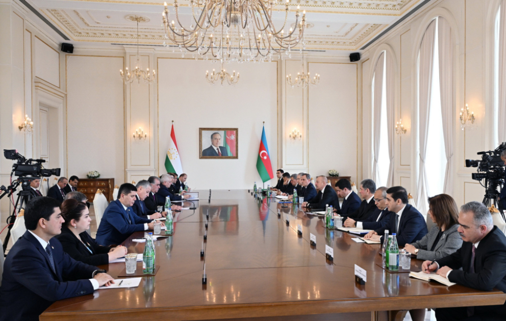 Präsident von Aserbaidschan und Tadschikistan treffen sich im erweiterten Format AKTUALISIERT VIDEO
