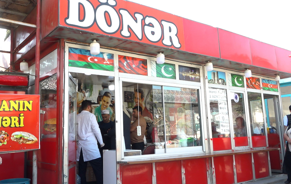 “Bu şəraitdə hazırlanan dönər insan üçün təhlükə yaradır” - VİDEOREPORTAJ