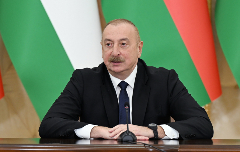 Prezident İlham Əliyev: İmzalanan sənədlər Azərbaycan-Tacikistan münasibətlərinin müqavilə-hüquq bazasını xeyli möhkəmləndirir VİDEO