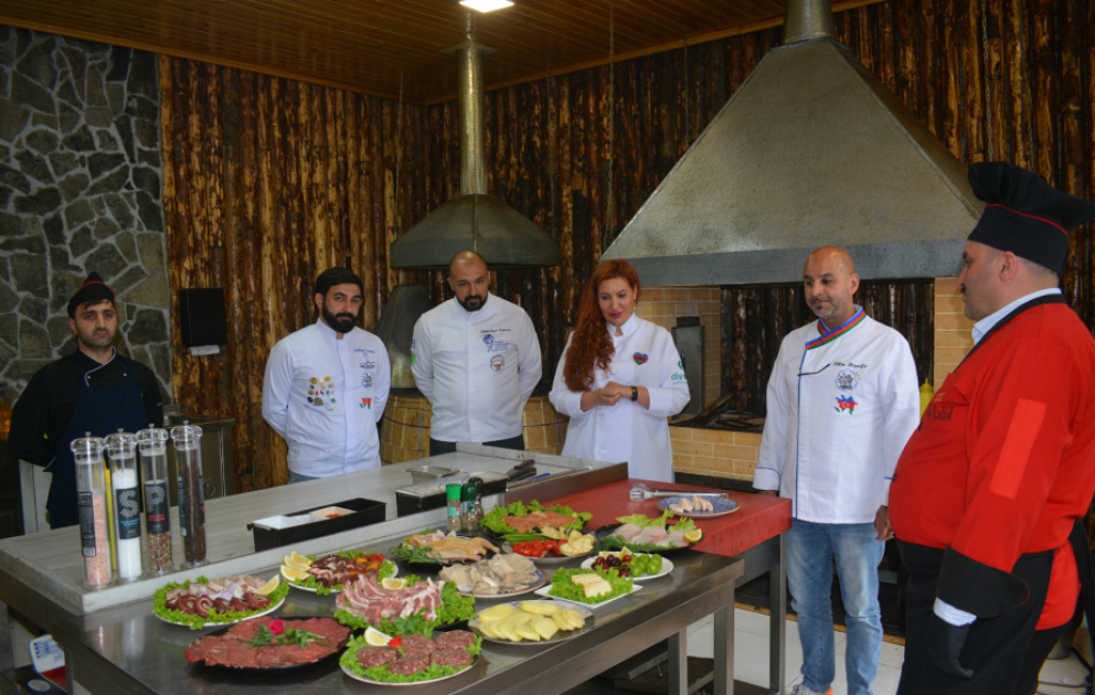 Qubada “İllərin sənətkarı” milli aşpazlar mükafatı təqdim olunub  FOTO VİDEO