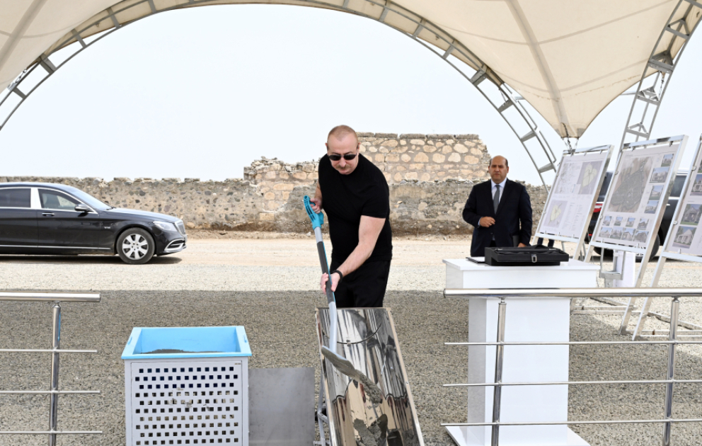 Präsident Ilham Aliyev legt Grundstein für Dorf Shotlanli in Agdam  AKTUALISIERT  VIDEO