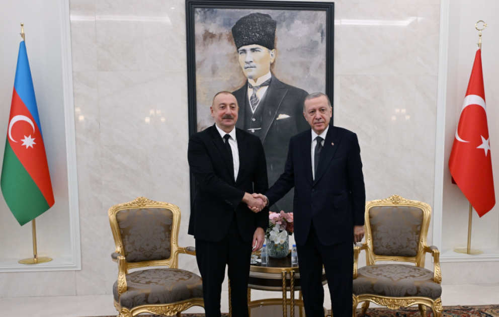 Azerbaijani and Turkish Presidents met at Ankara Esenboğa Airport VIDEO