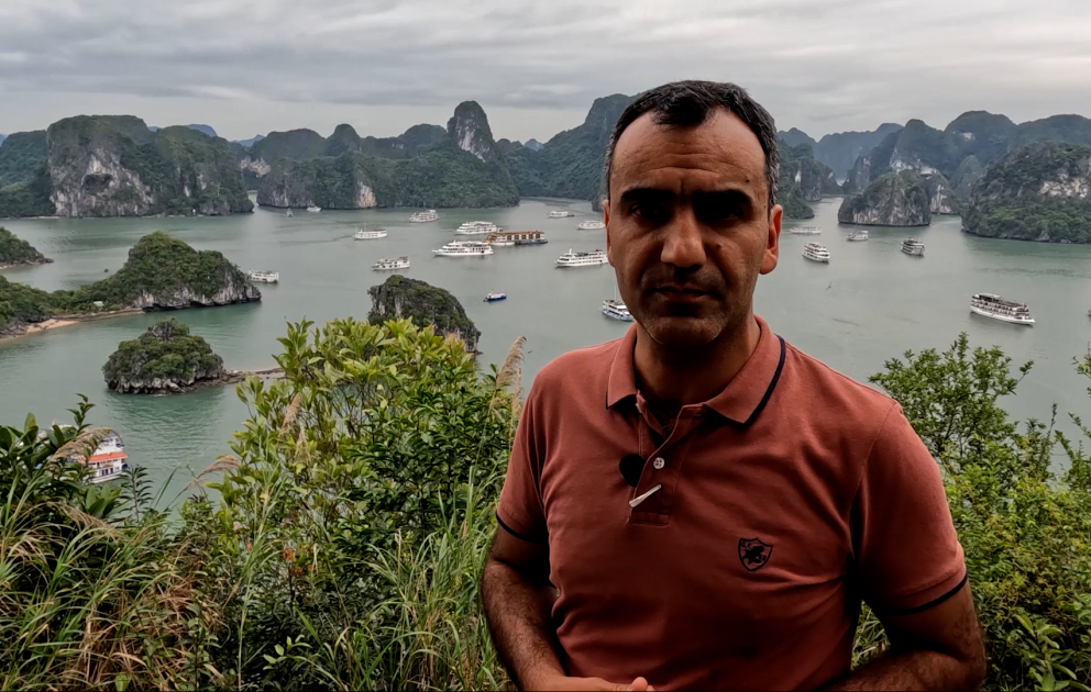 Halonq buxtası - “dənizə enən əjdaha”nın əsrarəngiz gözəlliyi turistləri cəlb edir VİDEO