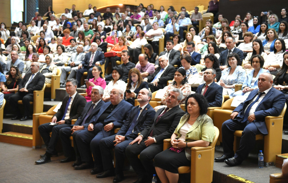 Bakı Avrasiya Universitetinin ev sahibliyi ilə XI Beynəlxalq Türk Dünyası Araşdırmaları Simpoziumu keçirilir VİDEO