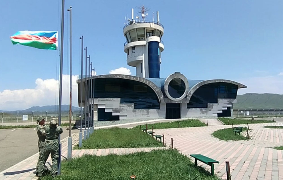 MN: Azərbaycandakı Rusiya sülhməramlı kontingentinin şəxsi heyəti, silah və texnikası ərazimizi tam tərk edib VİDEO