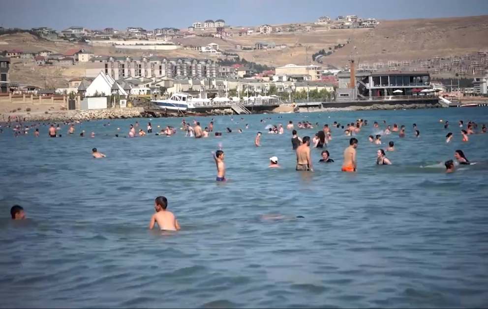 FHN çimərliklərdə təhlükəsizlik qaydaları ilə əlaqədar əhaliyə müraciət edib VİDEO