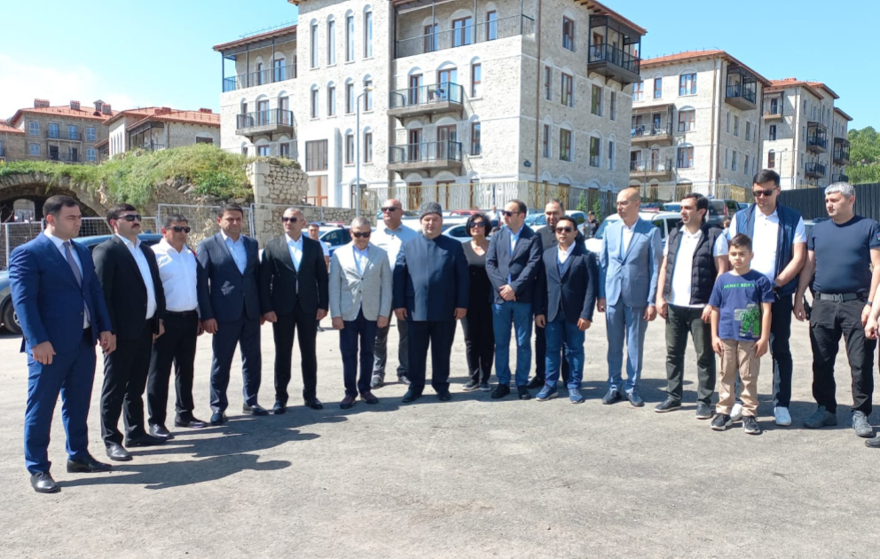 Şuşalılar Qurban bayramını 32 ildən sonra doğma yurdlarında qeyd ediblər VİDEO